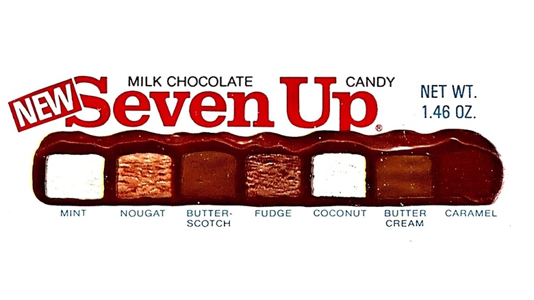 Gros plan de l'étiquette de la barre chocolatée Seven Up