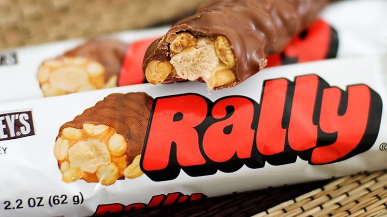 Gros plan du bar Hershey's Rally