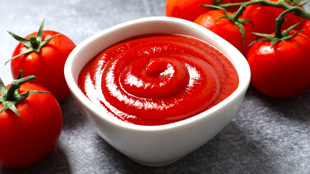Pourquoi le ketchup a un goût différent lorsqu'il n'est pas réfrigéré