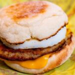 Rencontrez les fournisseurs derrière le muffin anglais signature de McDonald's
