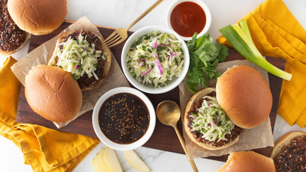 Recette de burgers de porc collants à l'ail et au gingembre