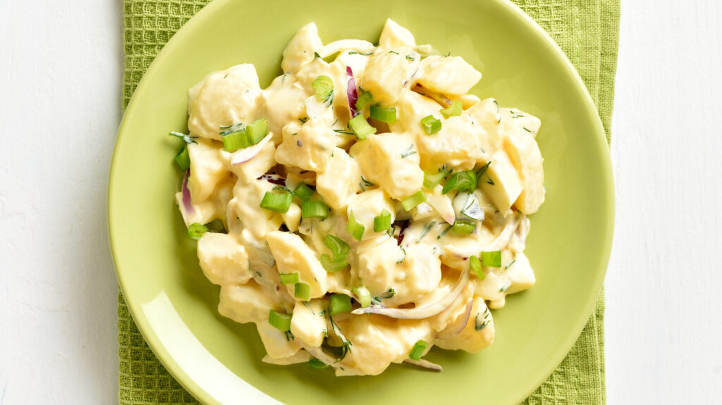 Salade de pommes de terre à la new-yorkaise ou au sud : quelle est la différence réelle ?