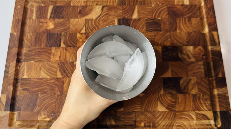 Glace dans un shaker