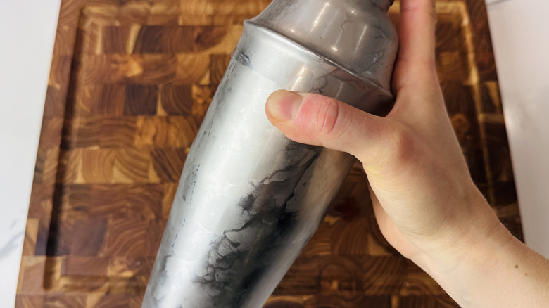 Shaker à cocktail givré