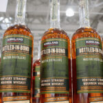 Combien coûte le whisky bourbon Kirkland Signature de Costco en 2021 par rapport à 2026