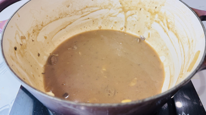 Sauce de bœuf semblable à une sauce au four hollandais