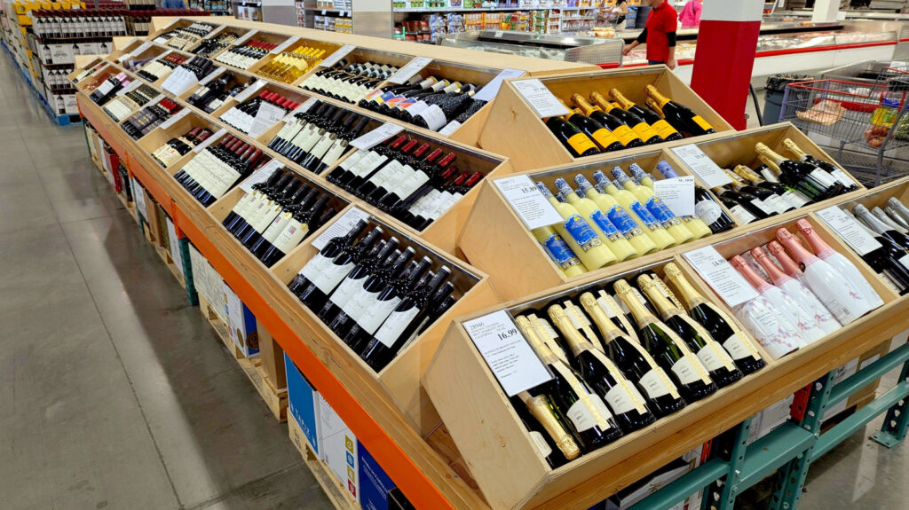 Un sommelier fait l'éloge de ce vin rouge Kirkland Signature à 8 $ pour son goût équilibré